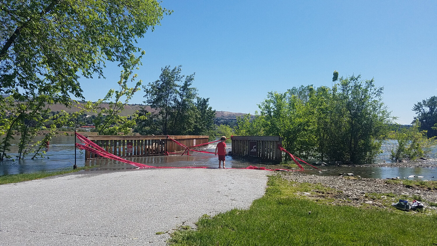 All Chelan PUD boat launches on Rock Island and Rocky Reach reservoirs are closed. Remember to watch small children closely when recreating on the Columbia River and on Lake Chelan. - Photo courtesy of the Chelan County PUD