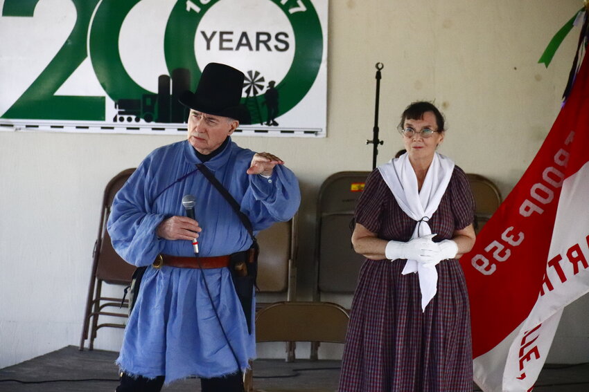 Bob and Shirley Pecoraro delivering their presentation as Daniel and Rebecca Boone at the City Park Pavilion in Marthasville.