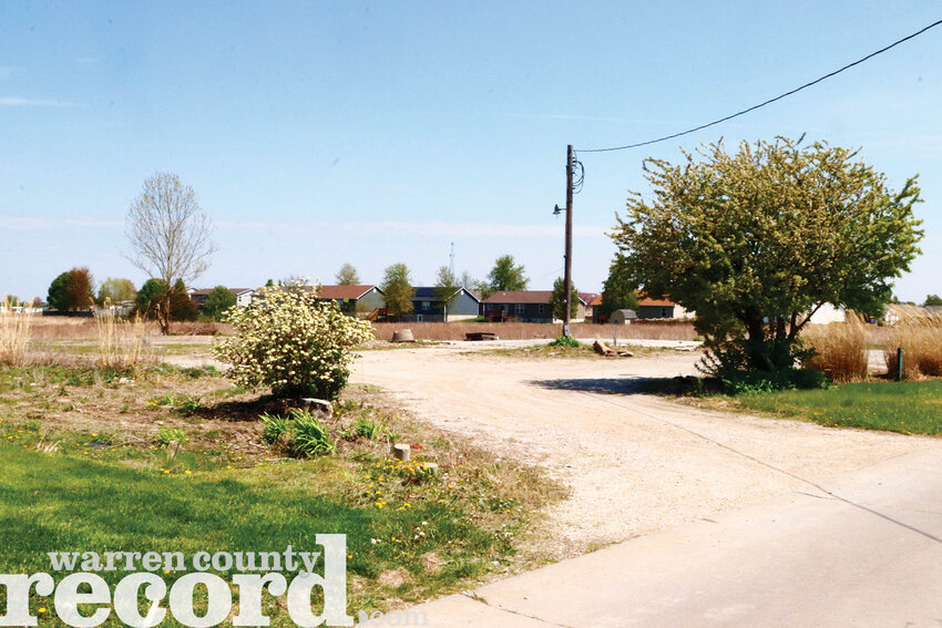 Dollar General plans to develop a lot on the northeast side of the intersection of Isabella Drive and Highway 47. The Warrenton Board of Aldermen had previously denied a site plan for the development but were forced to overturn their previous decision by a court order at their April 15 meeting.