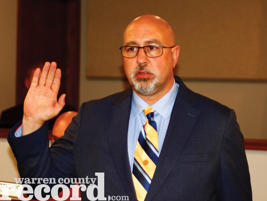 Warrenton Mayor Eric Schlueter was sworn in for another term at the April 15 board of aldermen meeting.