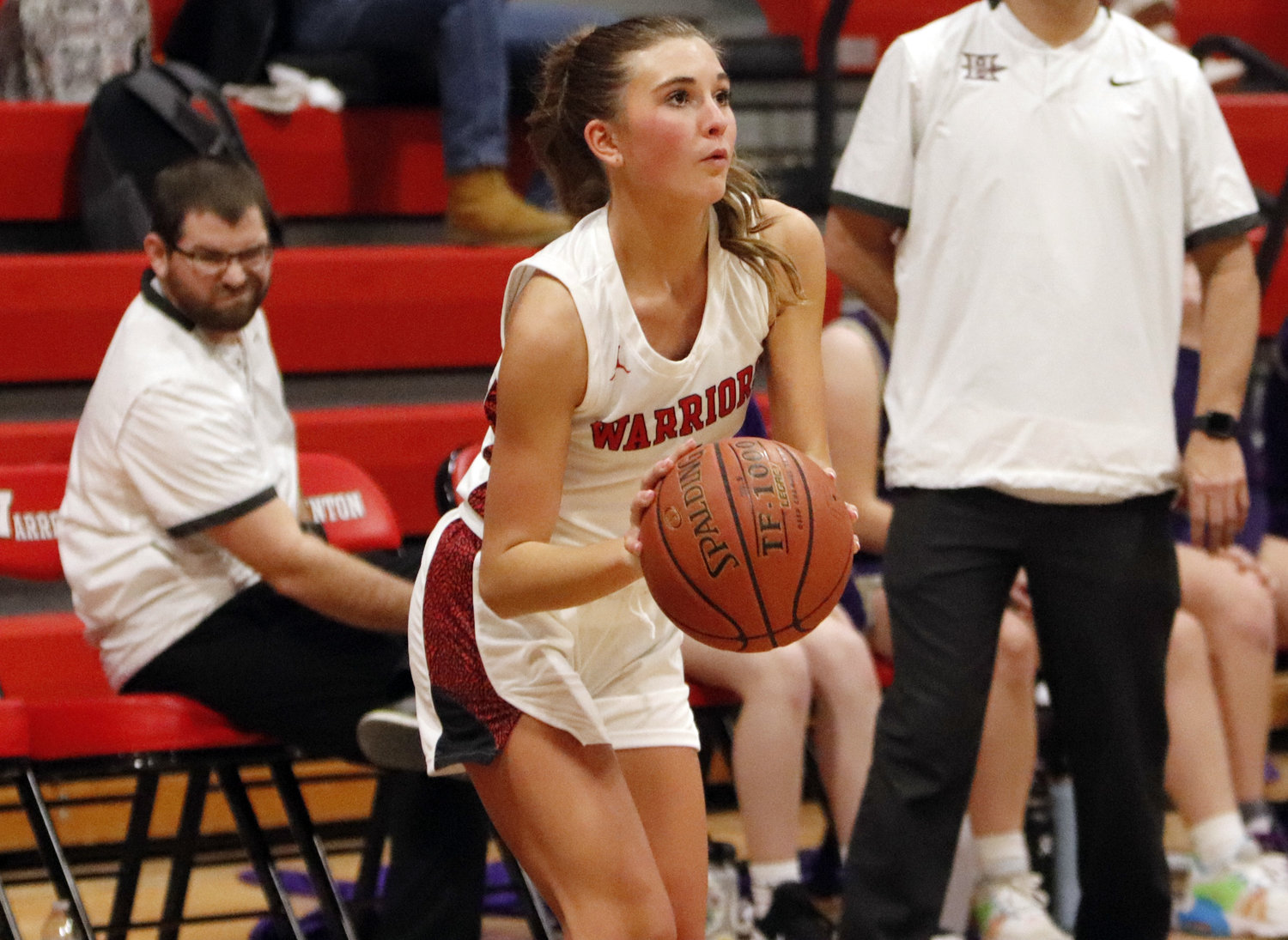 Isabel Benke prepares to shoot the ball during the first half of last week's game.