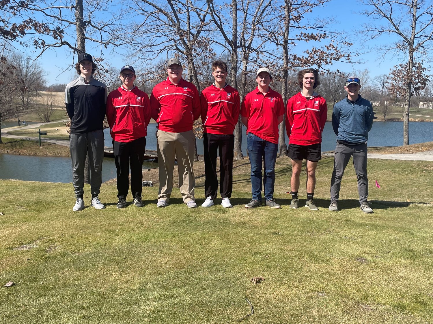 Members of the Warrenton golf team are, from left: 
Troy Anderson, Ethan King, Jackson Tobias, Maison Rader, Luke Rausch Colton Brosenne, Owen Thompson. 
Not pictured: Ethan Leavitt.