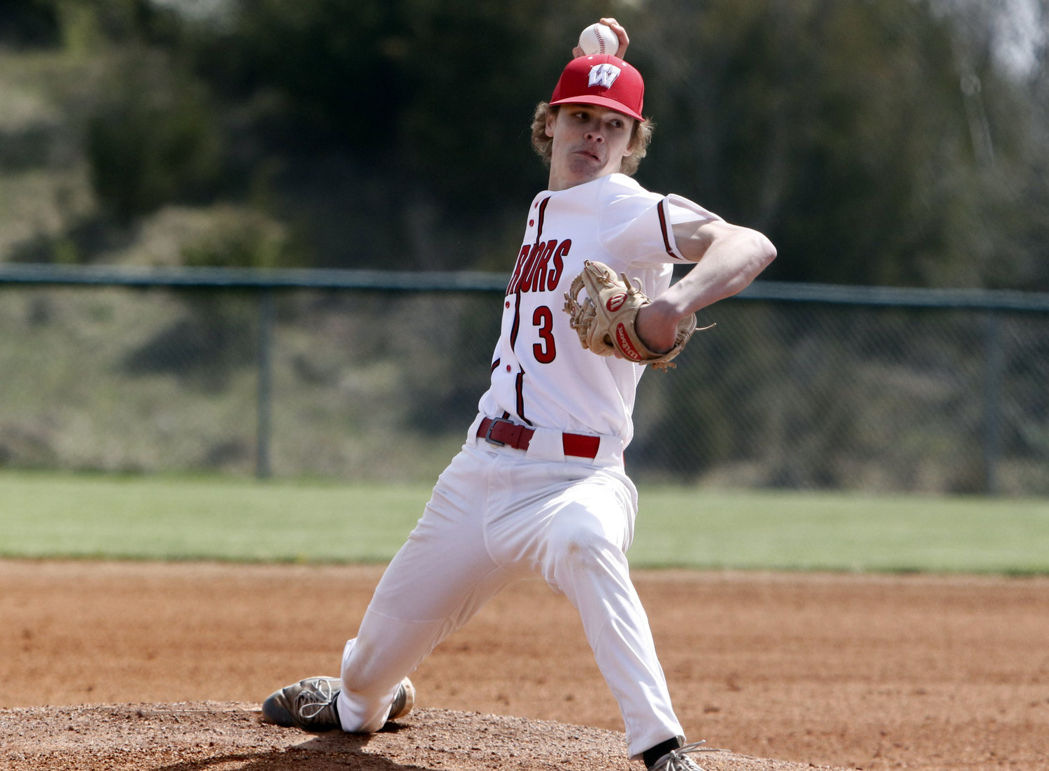Warrenton’s Ben Peth delivers a pitch to home plate during the first inning of Warrenton’s win over Winfield.