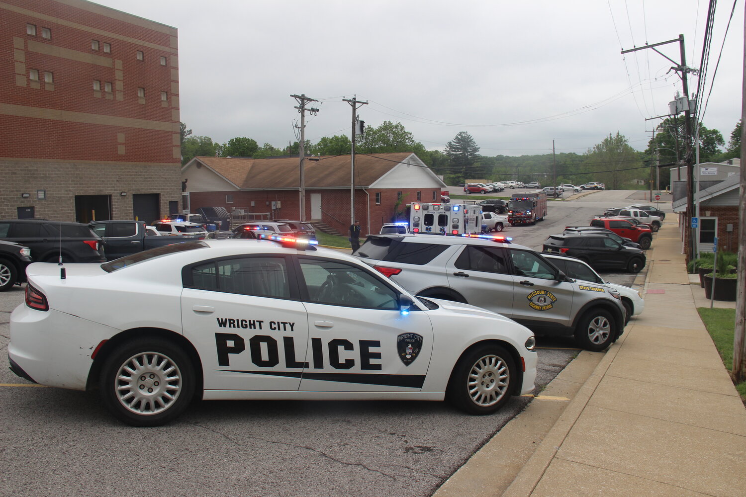 Officers from multiple agencies descended on the Warren County Jail on May 16 after an altercation with an inmate left a jailer injured.
