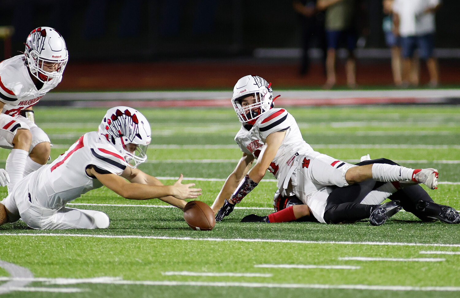 Warrenton's Brody Reel (17) dives for a loose ball during a game against Fort Zumwalt South, Friday, Aug. 25, 2023, at Fort Zumwalt South High School in St. Peters, Mo.